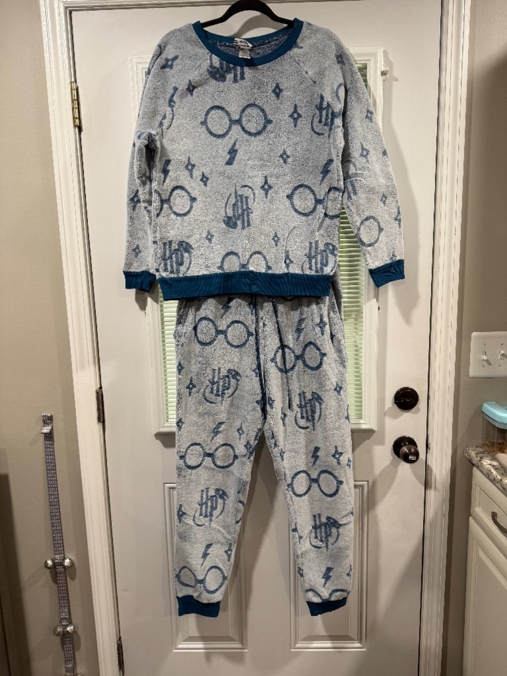 TWO piece pajama set Harry Potter Womens size Large